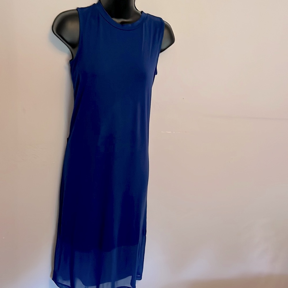 SOLD ✔️ Beautiful royal blue sleeveless dress!